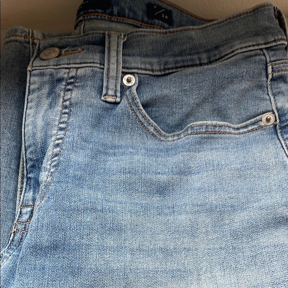Lucky Brand Jeans Women's 6/28 Ava Mid Rise Crop Medium Blue Denim - Picture 8 of 8